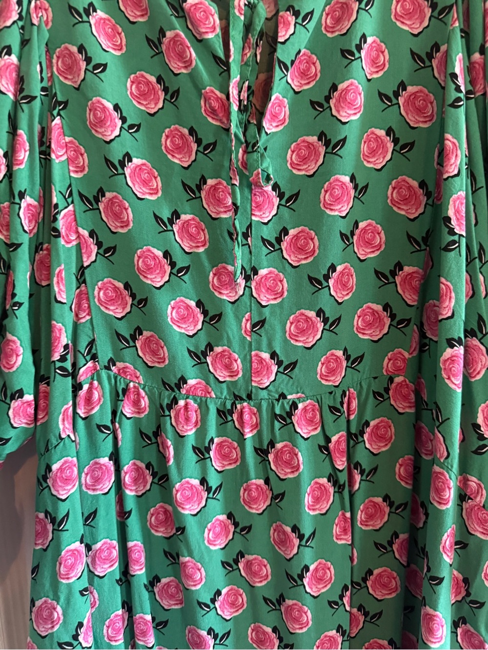Green Floral Print Women’s Blouse with Pink Roses